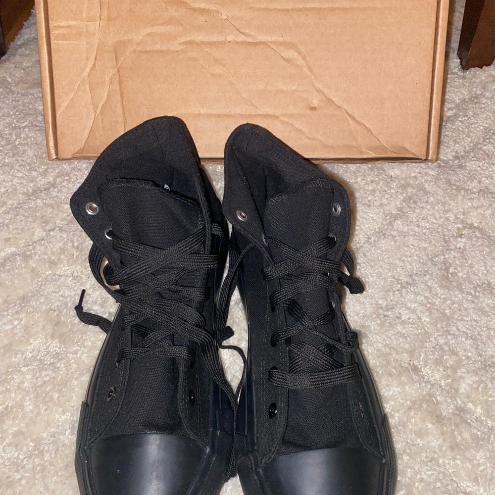 Black High-Top Men's Sneakers